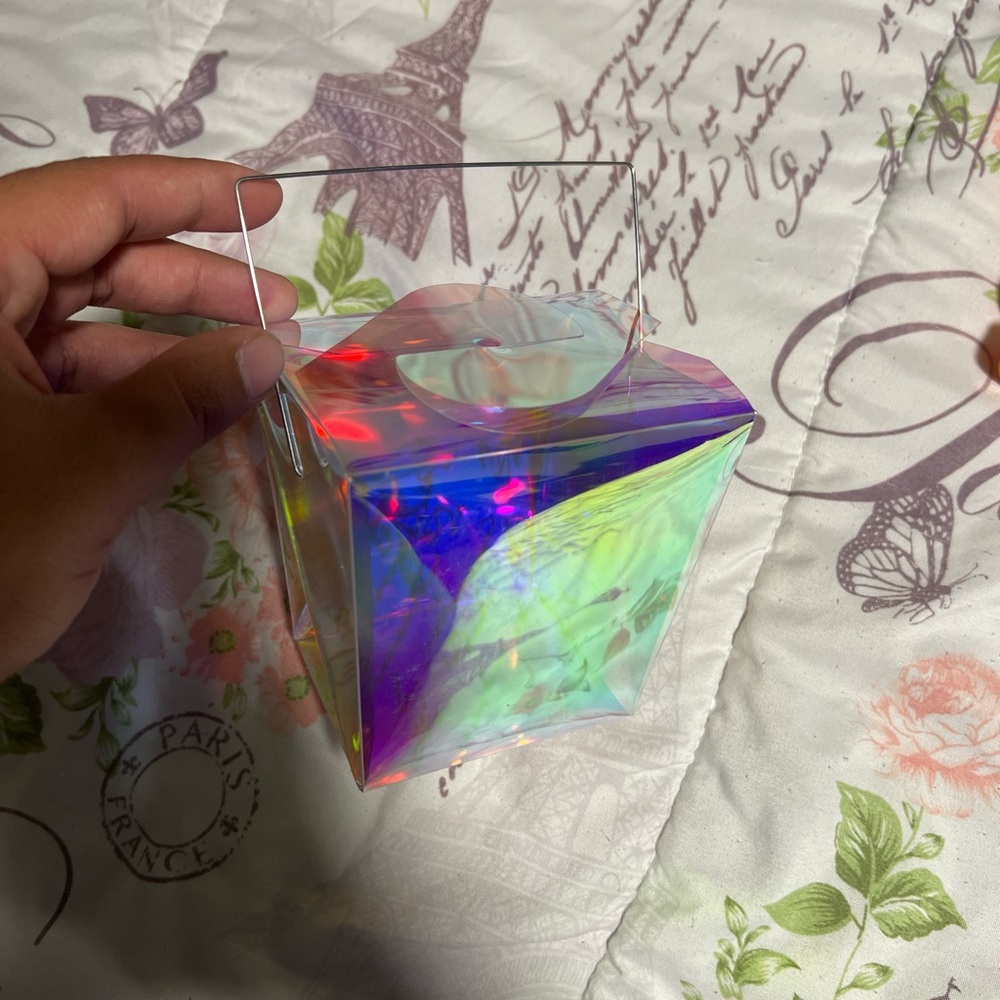 Holographic Takeout Box